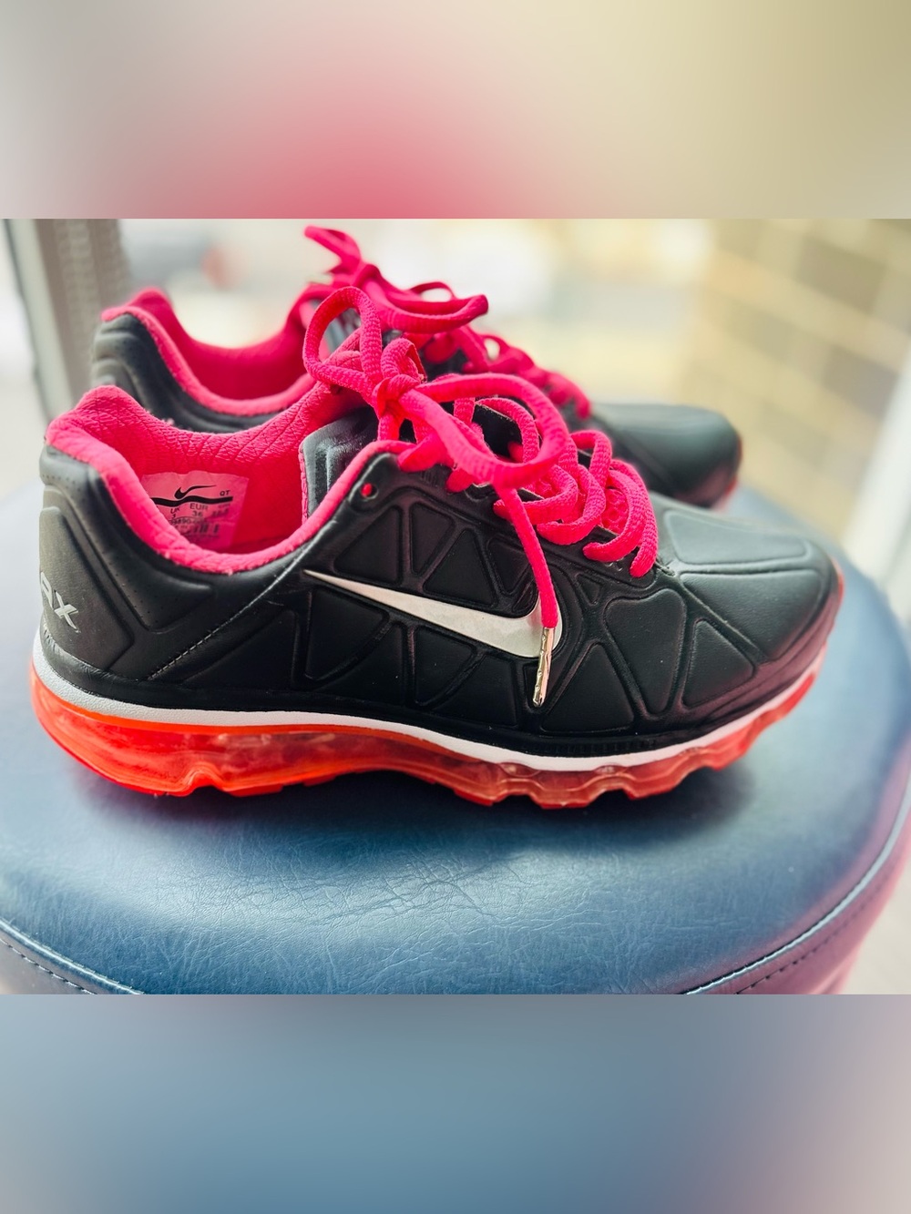 Nike Wmns Air Max+ Pink and Black(Women’s size US 5.5)